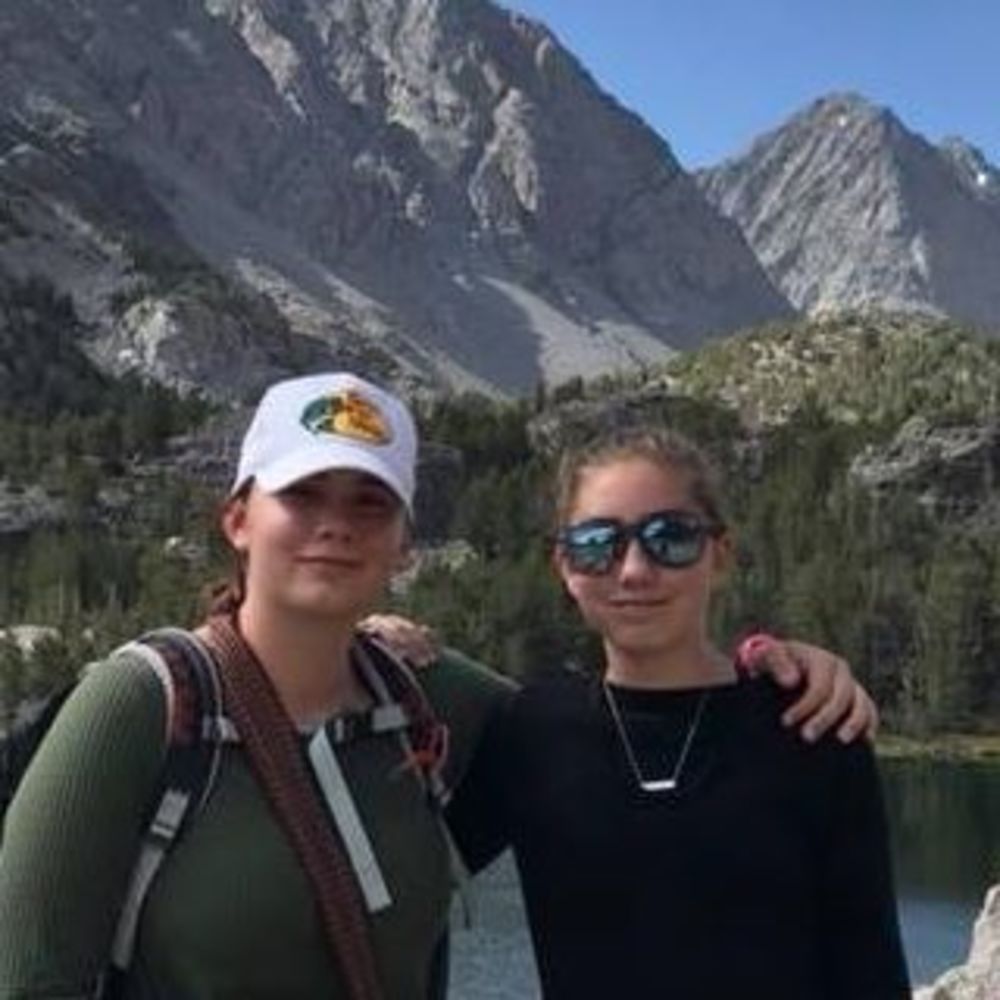 Meet your Posher, April